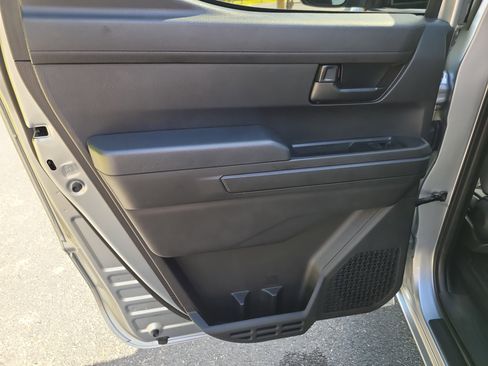 Certified 2025 Toyota Tacoma SR5 image 13