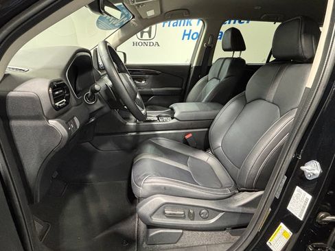 Certified 2023 Honda Pilot EX-L image 16