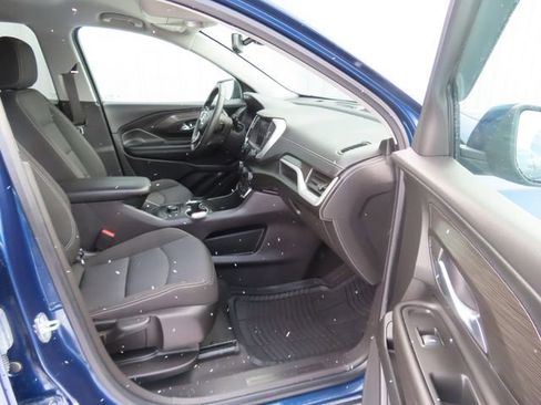 Used 2022 GMC Terrain SLE w/ Driver Convenience Package image 23