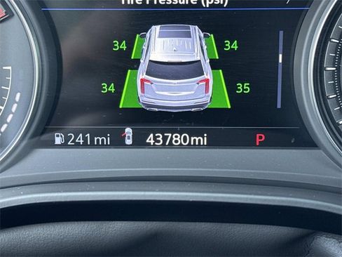 Used 2021 Cadillac XT6 Sport w/ Platinum Package image 30