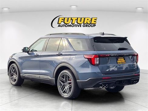 New 2026 Ford Explorer ST w/ Sun And Sound Package image 5