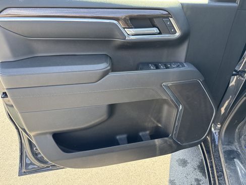 Used 2023 Chevrolet Silverado 1500 LT image 15