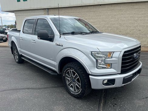 Used 2015 Ford F150 XLT w/ Equipment Group 302A Luxury AWD/4WD image 2