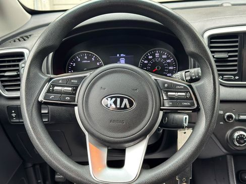 Used 2020 Kia Sportage LX FWD image 18