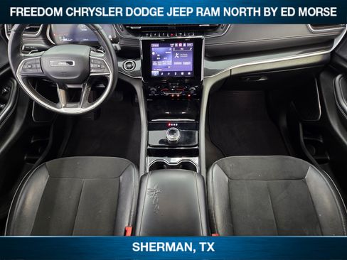 Used 2022 Jeep Grand Cherokee L Laredo AWD/4WD image 21