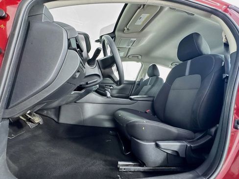 Used 2023 Nissan Sentra SV FWD image 36