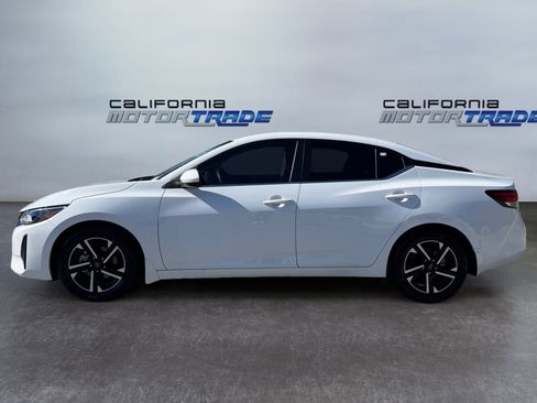 Used 2024 Nissan Sentra SV image 8