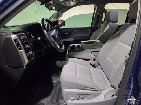 Used 2018 Chevrolet Silverado 1500 LT w/ All Star Edition AWD/4WD image 11