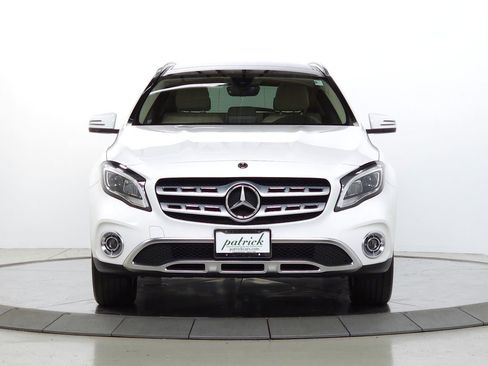 Used 2019 Mercedes-Benz GLA 250 4MATIC image 2