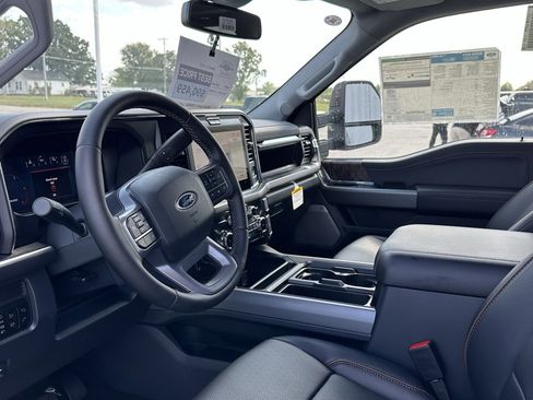 New 2026 Ford F350 Lariat w/ Black Appearance Package image 9