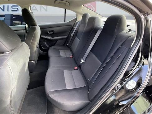 Used 2024 Nissan Sentra SV image 19