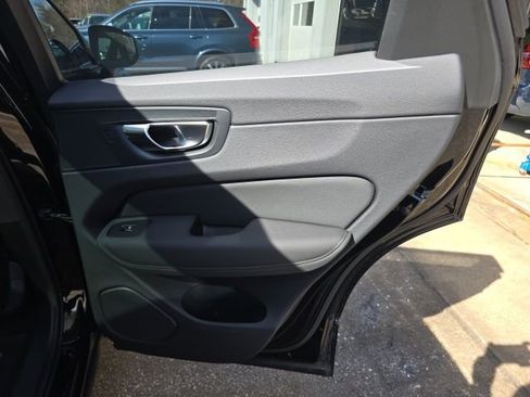 New 2026 Volvo XC60 B5 Ultra w/ Climate Package AWD/4WD image 15