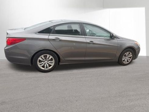 Used 2011 Hyundai Sonata GLS FWD image 9