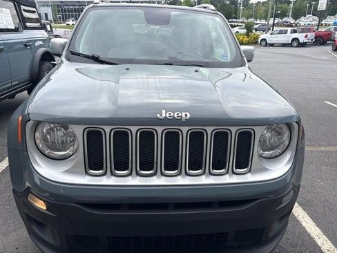Used 2018 Jeep Renegade Limited FWD image 7