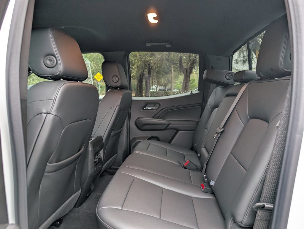 New 2026 Chevrolet Colorado LT w/ LT Convenience Package RWD image 17