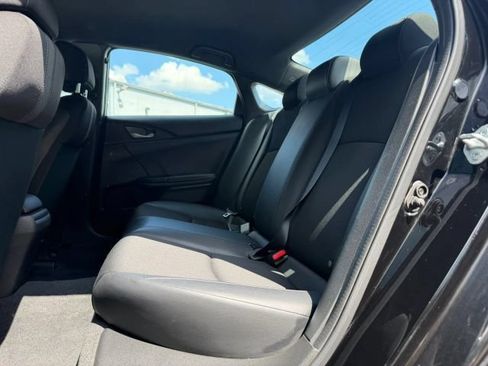 Used 2021 Honda Civic Sport image 12