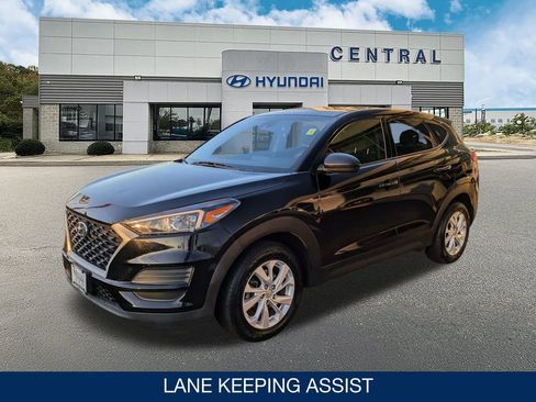 Used 2020 Hyundai Tucson SE image 3