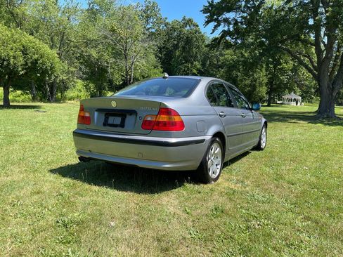 Used 2005 BMW 325xi Sedan AWD/4WD image 15