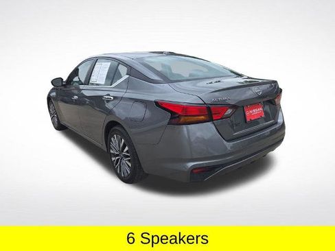 Certified 2025 Nissan Altima 2.5 SV FWD image 3
