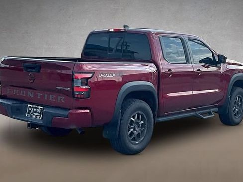 Used 2022 Nissan Frontier PRO-4X AWD/4WD image 2