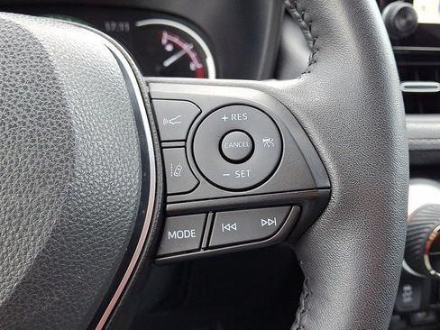 Certified 2023 Toyota RAV4 XLE Premium AWD/4WD image 19