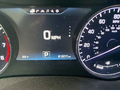 Used 2015 Hyundai Genesis 3.8 w/ Option Group 03 AWD/4WD image 32