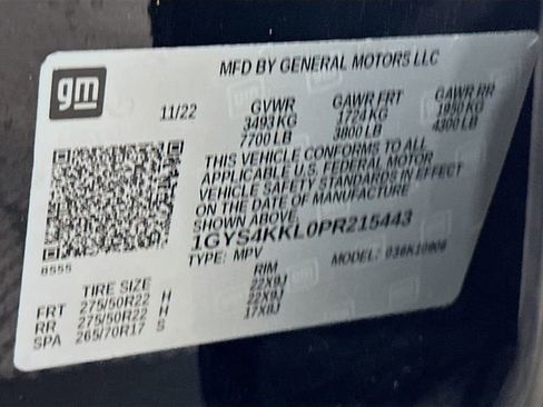 Used 2023 Cadillac Escalade ESV Premium Luxury image 35