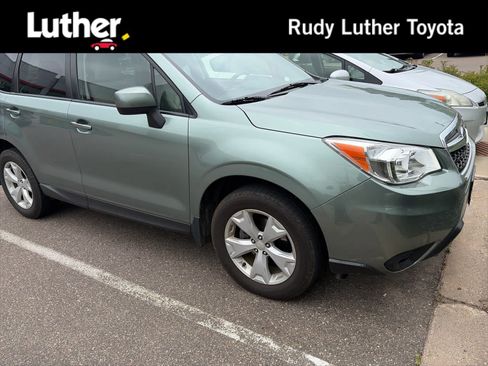 Used 2016 Subaru Forester 2.5i Premium w/ Popular Package #2 AWD/4WD image 1