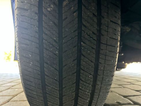 Certified 2024 Volkswagen Taos S FWD image 42