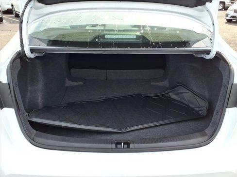 Used 2026 Toyota Corolla LE image 17