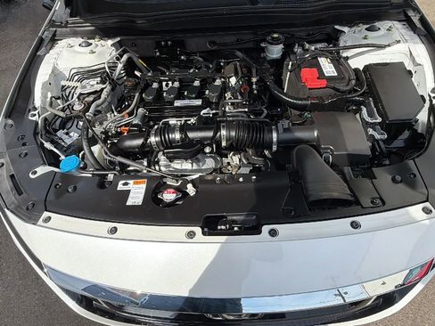 Used 2019 Honda Accord LX image 24
