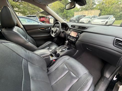 Used 2019 Nissan Rogue SL w/ Premium Package FWD image 20