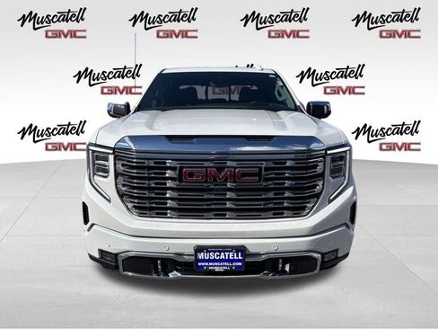 Used 2025 GMC Sierra 1500 Denali w/ Technology Package AWD/4WD image 9