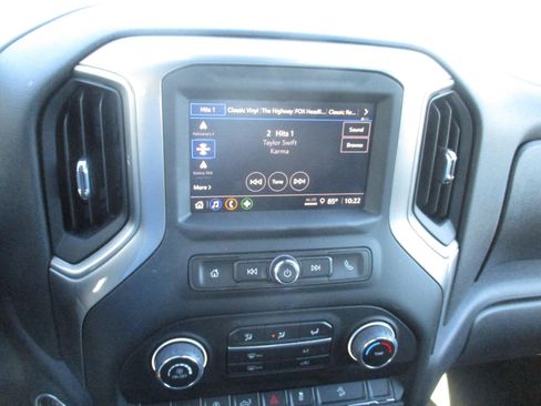 Certified 2024 Chevrolet Silverado 1500 Custom Trail Boss image 15