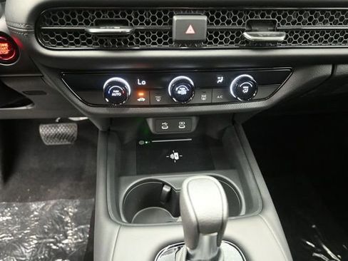 New 2027 Honda HR-V LX image 3