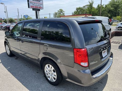 Used 2016 Dodge Grand Caravan SE w/ Quick Order Package 29E SE image 7