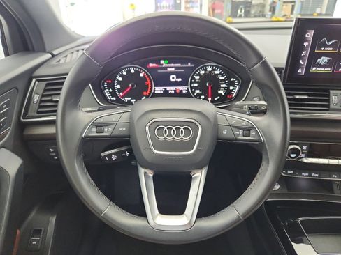 Used 2023 Audi Q5 2.0T Premium w/ Convenience Package image 15