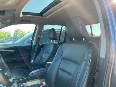 Used 2023 Honda Ridgeline RTL-E image 2