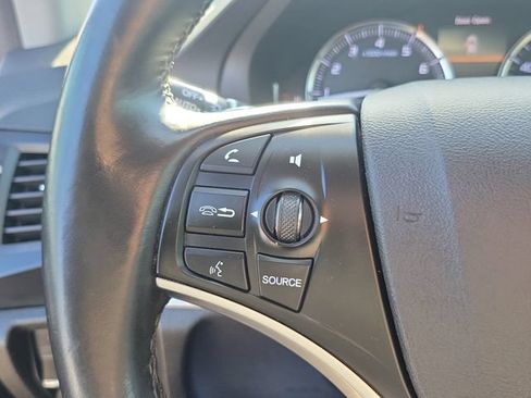 Used 2020 Acura MDX FWD image 26