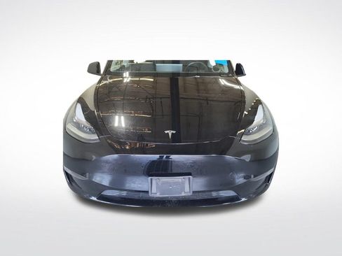 Used 2023 Tesla Model Y Long Range AWD/4WD image 4