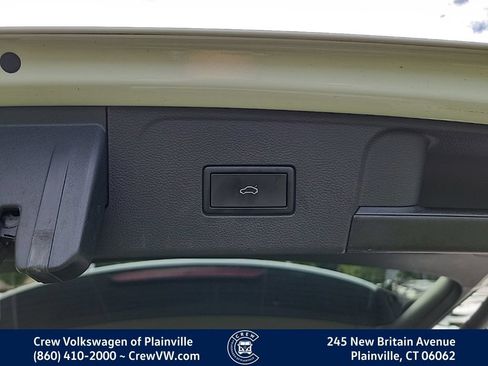 Certified 2024 Volkswagen Atlas Peak Edition SEL AWD/4WD image 60