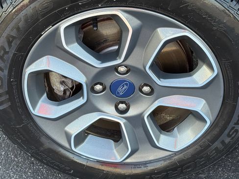 Used 2020 Ford EcoSport S AWD/4WD image 11