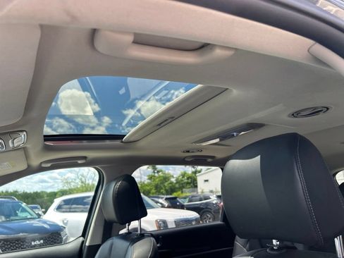 Certified 2022 Kia Telluride S AWD/4WD image 11