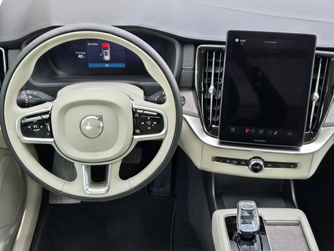New 2026 Volvo XC90 B6 Ultra image 31