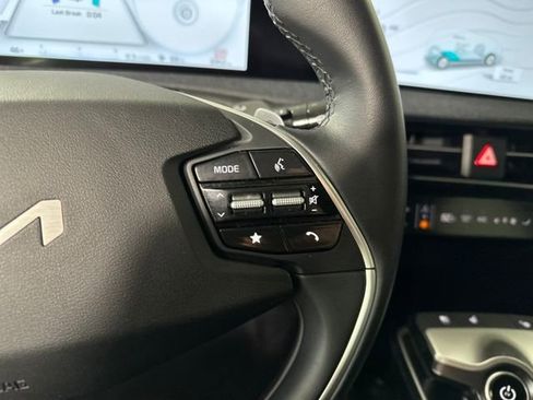 Used 2022 Kia EV6 Wind image 16