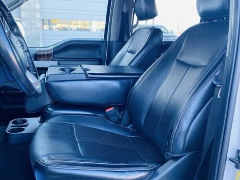 Used 2018 Ford F150 Lariat image 10