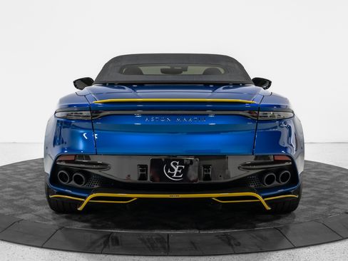 Used 2023 Aston Martin DBS Superleggera Volante RWD image 12