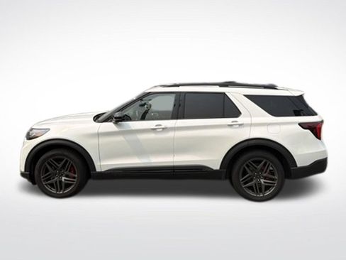 Used 2025 Ford Explorer ST w/ Sun And Sound Package AWD/4WD image 46