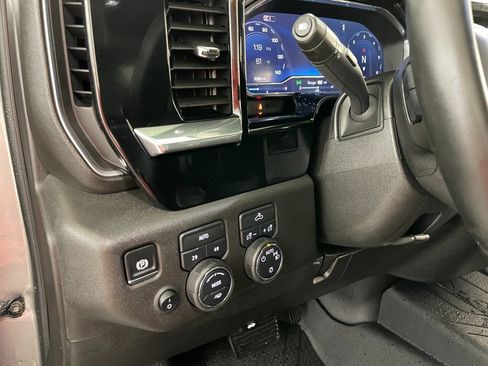 Used 2025 Chevrolet Silverado 1500 LT w/ All Star Edition Plus image 28