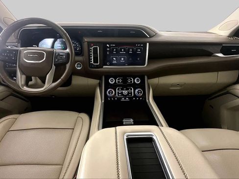 Certified 2022 GMC Yukon XL Denali AWD/4WD image 15